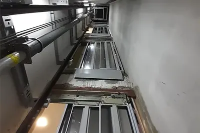 Conserto de Elevador