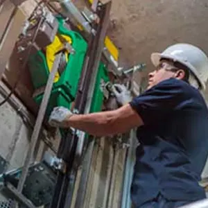 Manutenção de Elevador